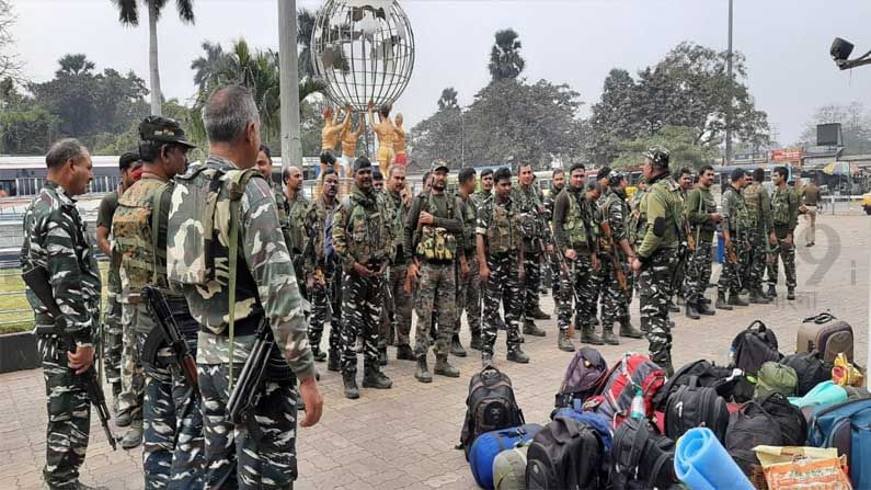 প্রথম দফাতেই ৭০ হাজারের বেশি জওয়ান, তবে কি সত্যি কোনও 'খেলার' আশঙ্কায় কমিশন?