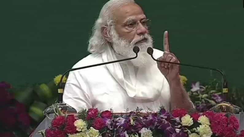 ভোলেননি পুলওয়ামার স্মৃতি, সেনাবাহিনীকে দেশীয় ট্যাঙ্ক উপহার প্রধানমন্ত্রীর ভোলেননি পুলওয়ামার স্মৃতি, সেনাবাহিনীকে দেশীয় ট্যাঙ্ক উপহার প্রধানমন্ত্রীর