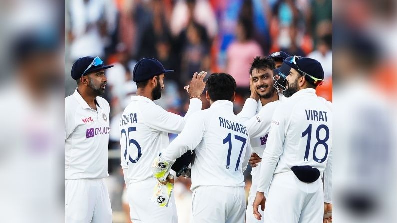 India vs England 3rd Test, Day 2 LIVE Score: মোতেরায় পিঙ্ক টেস্টে জয় ভারতের