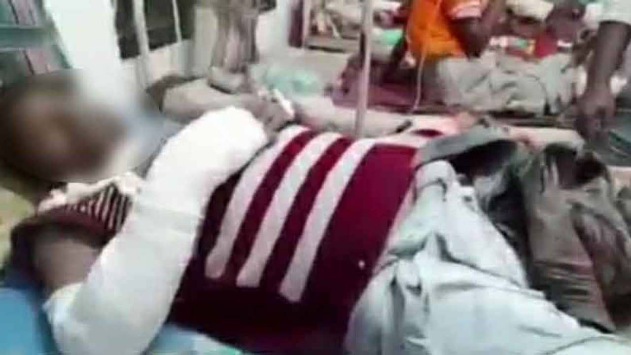 বিজেপি করার মাশুল? উলঙ্গ করে পিটিয়ে দুপা ও হাত ভাঙার অভিযোগ