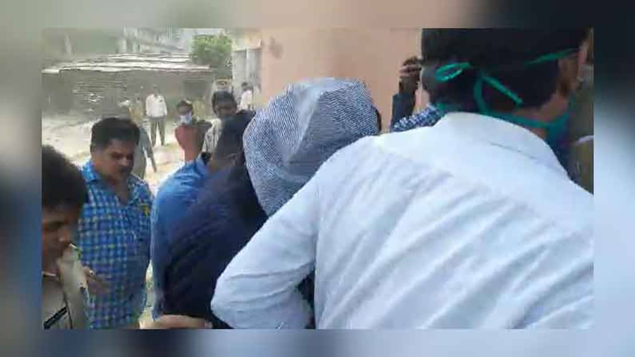 নিমতিতা বিস্ফোরণ কাণ্ডে প্রথম গ্রেফতার, সিআইডি-র জালে এক গাড়িচালক