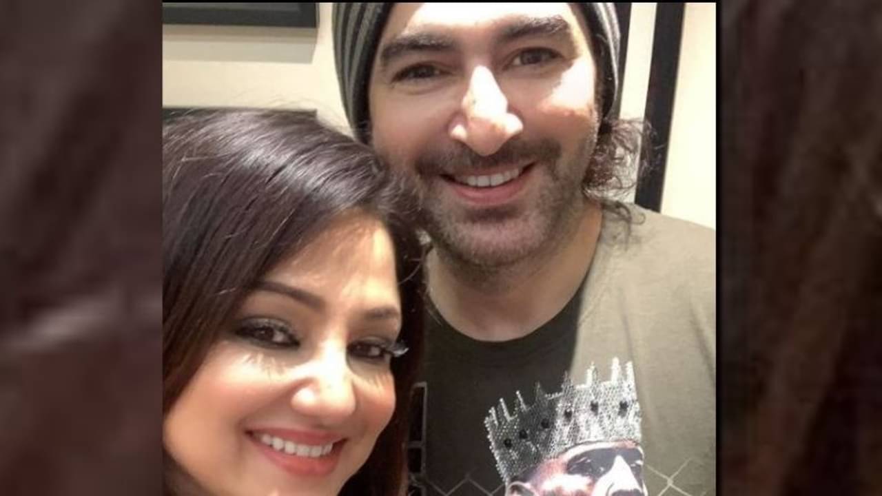 দুই সাথীর আবার দেখা, জিৎ-প্রিয়াঙ্কার উনিশ বছরের বন্ধুত্ব আজও অটুট