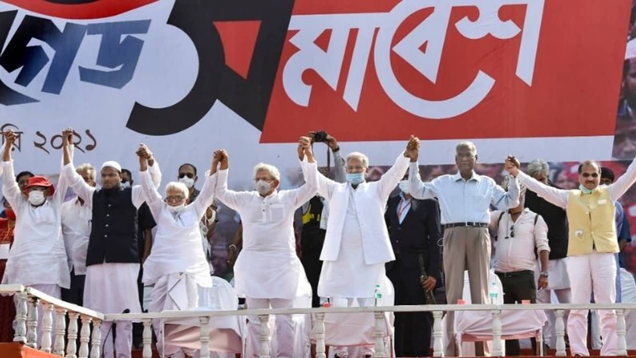 ব্রিগেড মঞ্চ থেকে তৃণমূল-বিজেপিকে জোরাল আক্রমণ বাম-কংগ্রেসের, সিদ্দিকির নিশানা অধীরকে