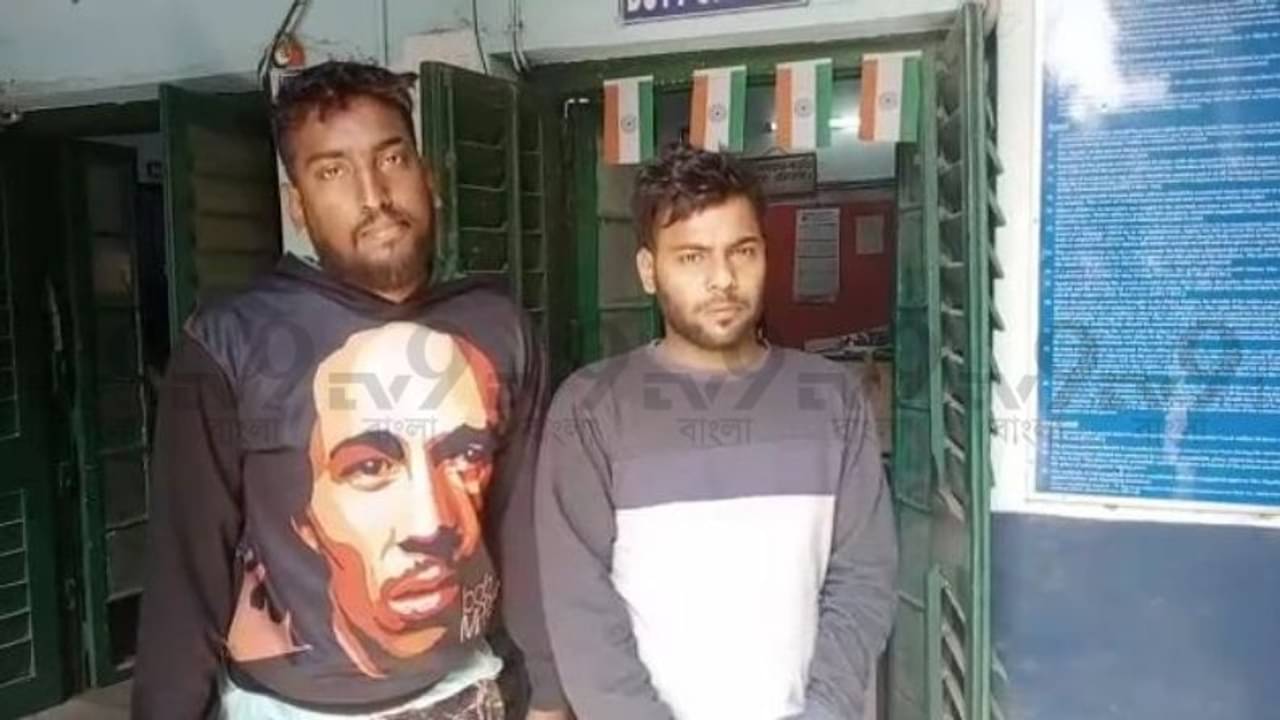 ৬৬ জন মহিলাকে কপালে বন্দুক ঠেকিয়ে ‘ধর্ষণ’, গ্রেফতার ২ যুবক