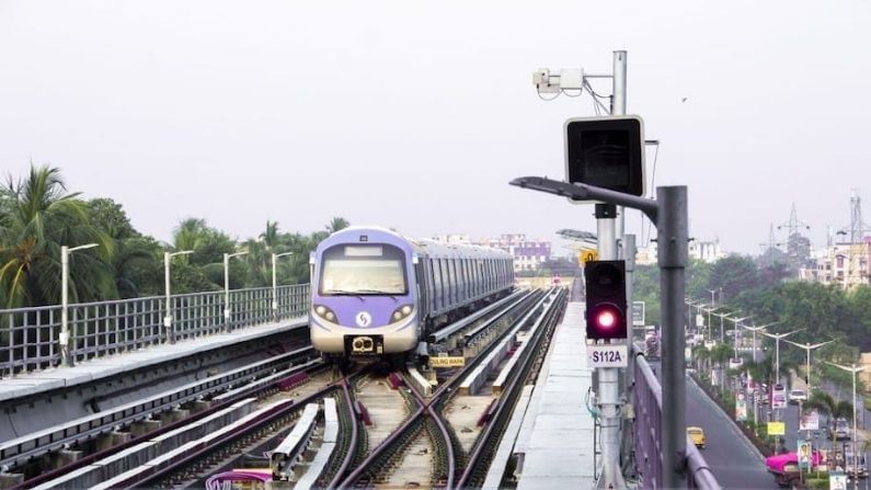 Kolkata Metro: ৪০ থেকে বেড়ে ৬২, একধাক্কায় বাড়ছে স্পেশাল মেট্রোর সংখ্যা