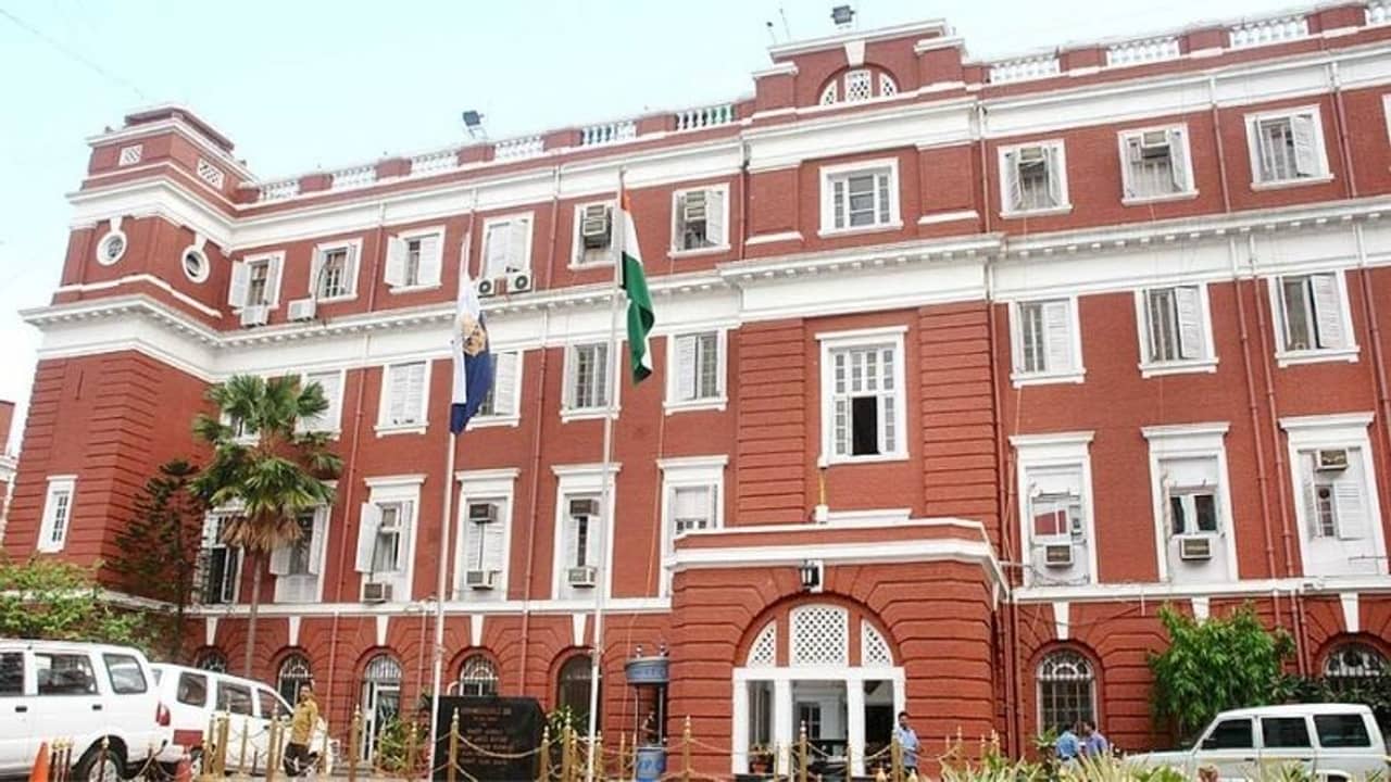 কসবা কাণ্ডের জেরে বড় পদক্ষেপ লালবাজারের, সহজে টিকাকরণ ক্যাম্প খোলা যাবে না শহরে