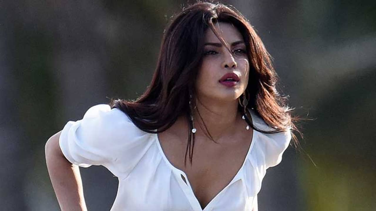 প্রিয়াঙ্কা সম্পর্কে বিস্ফোরক তথ্য! শেয়ার করলেন তাঁর ম্যানেজার