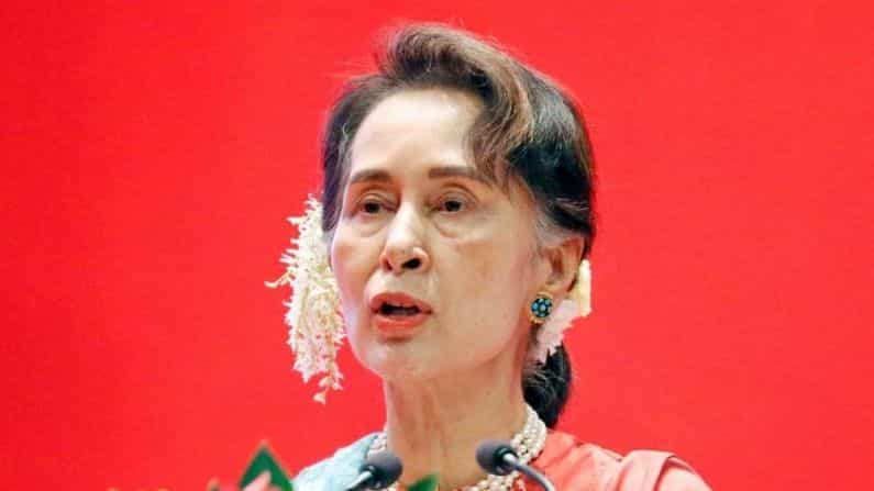 মায়ানমারে সামরিক অভ্যুত্থান, সাতসকালেই আটক আং সু কি, ১ বছরের জরুরি অবস্থা জারি মায়ানমারে সামরিক অভ্যুত্থান, সাতসকালেই আটক আং সু কি, ১ বছরের জরুরি অবস্থা জারি