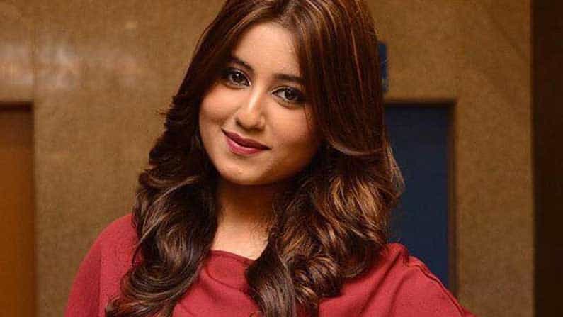 ‘অনেকটা দায়িত্ব বেড়ে গেল’, কেন বললেন স্বস্তিকা দত্ত? ‘অনেকটা দায়িত্ব বেড়ে গেল’, কেন বললেন স্বস্তিকা দত্ত?