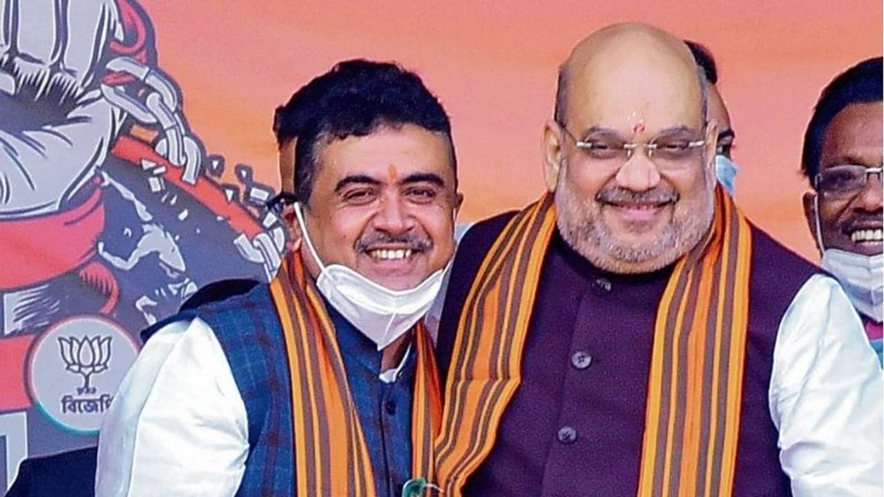 মমতার দিল্লি সফরের আগেই হাজির শুভেন্দু, অমিত শাহকে ফের নালিশ ভোট পরবর্তী হিংসা নিয়ে