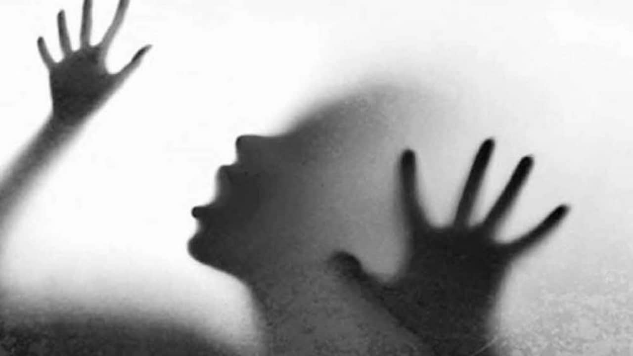 অভাবের তাড়নায় পরের বাড়িতে ঠাঁই, ১০ বছরের শিশু যখন বাড়ি ফিরল, আঁতকে উঠলেন সকলে