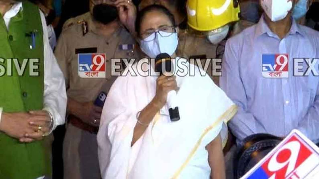 দমকল ও পুলিশের পরিবারকে ১০ লক্ষ টাকা আর রেলকর্মীদের ক্ষেত্রে ২৫ লক্ষ!