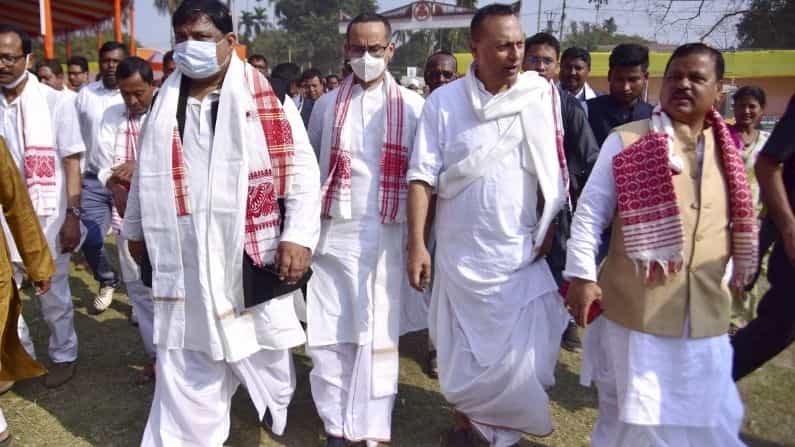 'চাকরিক্ষেত্রে ৫০ শতাংশ সংরক্ষণ মহিলাদের জন্য', অসমে নির্বাচনের আগেই বড় প্রতিশ্রুতি কংগ্রেসের 'চাকরিক্ষেত্রে ৫০ শতাংশ সংরক্ষণ মহিলাদের জন্য', অসমে নির্বাচনের আগেই বড় প্রতিশ্রুতি কংগ্রেসের