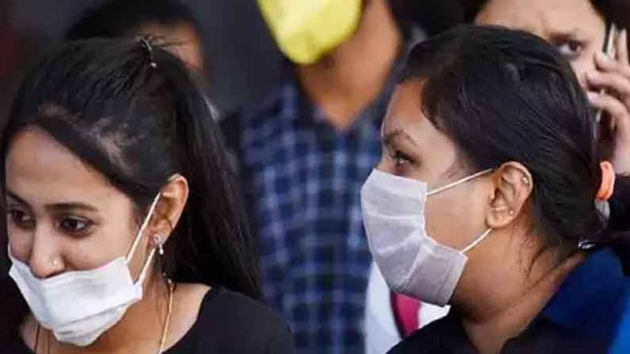 Corona Cases and Lockdown News: আক্রান্ত ছাড়াল ১ লক্ষ ৩০ হাজার, দিল্লিতে অনির্দিষ্টকালের জন্য বন্ধ স্কুল