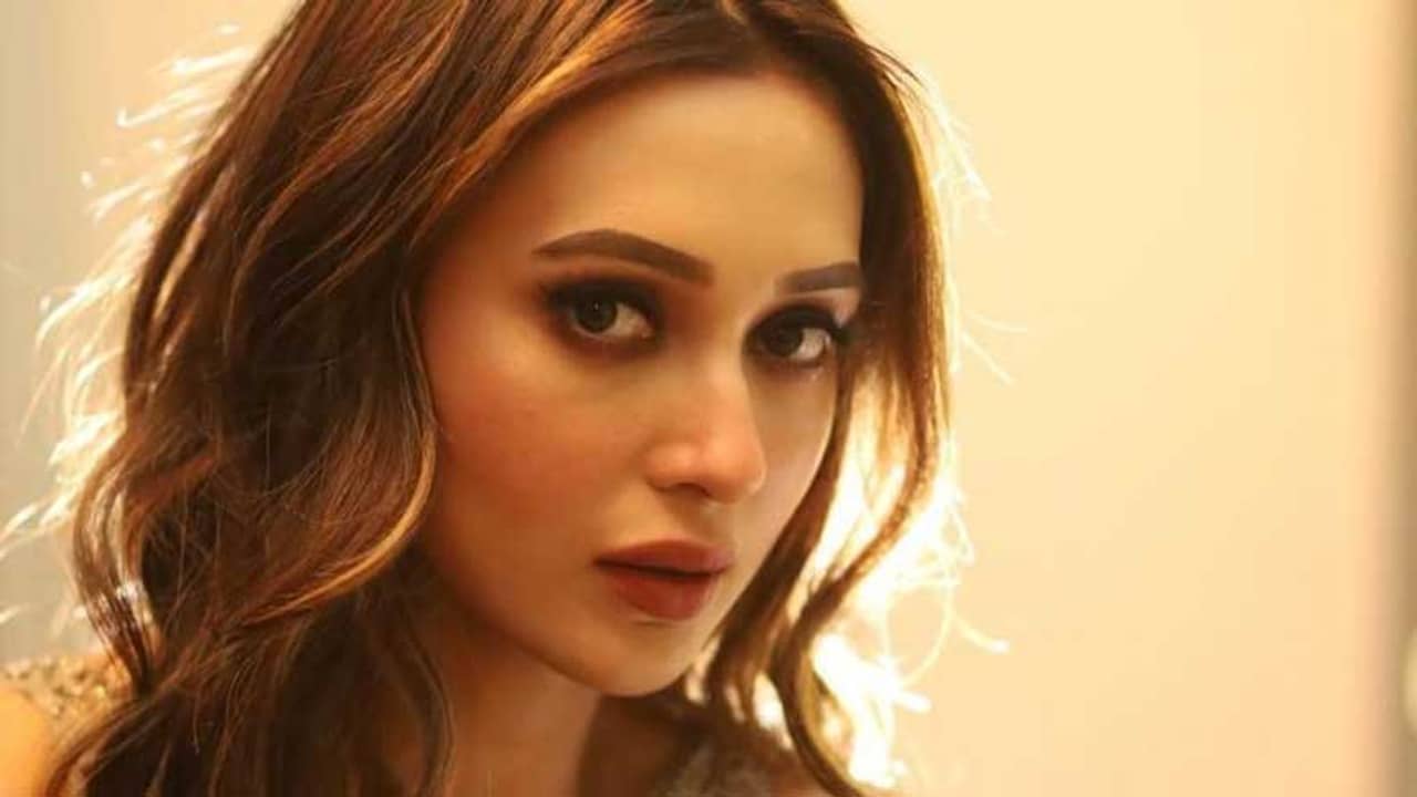 নির্বাচনী প্রচারের মধ্যেই মিমি চক্রবর্তীর জন্য স্বস্তির খবর!