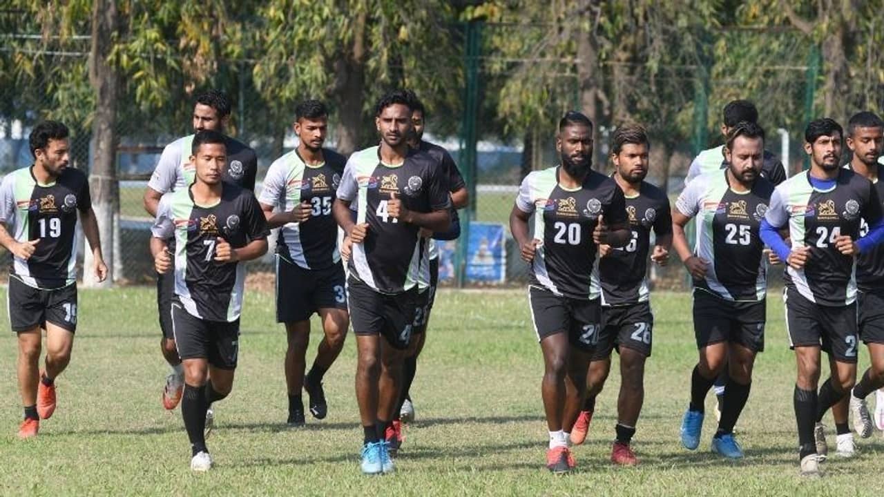 মানজিকে দিয়েই পাহাড় জয়ের ছক শঙ্করলালের