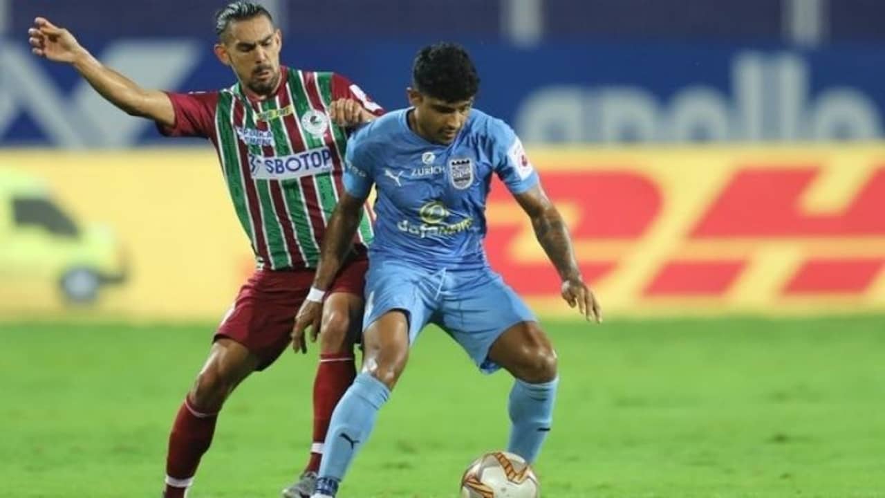 ISL Final 2020: মাথায় মারাত্মক চোট পেয়ে হাসপাতালে অময় রানাওয়াড়ে