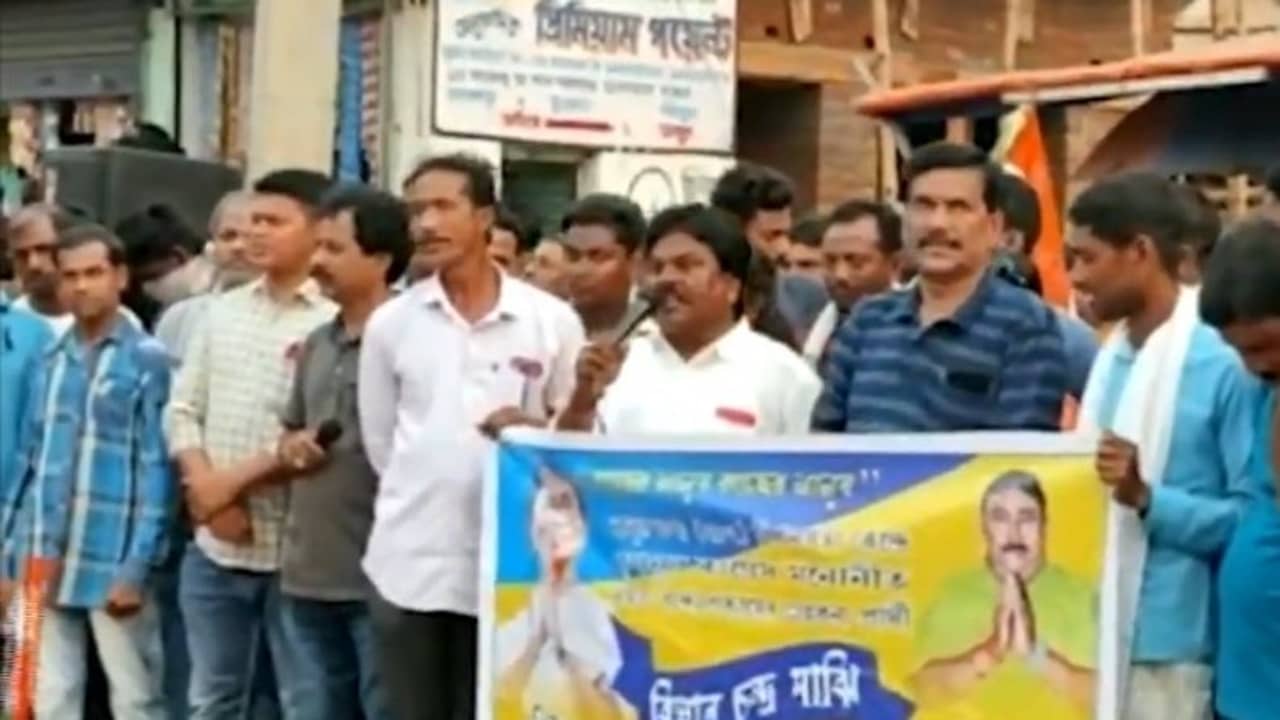 চার পাকিস্তান মন্তব্যের জের, তৃণমূল নেতাকে শোকজ নির্বাচন কমিশনের