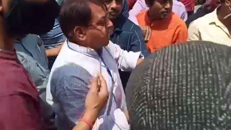 West Bengal Assembly Election 2021: 'গুলি করে খতম করে দেব', বুথের বাইরেই বিজেপি কর্মীকে হুমকি তৃণমূল প্রার্থীর
