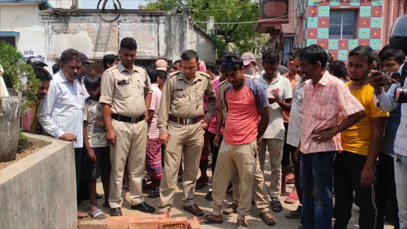 রসিকপুর বিস্ফোরণ: জেলাশাসককে কড়া চিঠি শিশু সুরক্ষা কমিশনের, ২৪ ঘণ্টার মধ্যে তলব রিপোর্ট