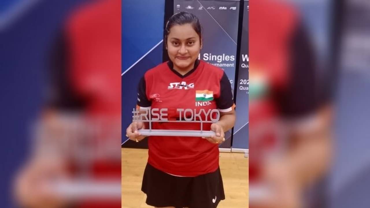 স্বপ্ন এ বার মুঠোয় ধরতে চান সুতীর্থা