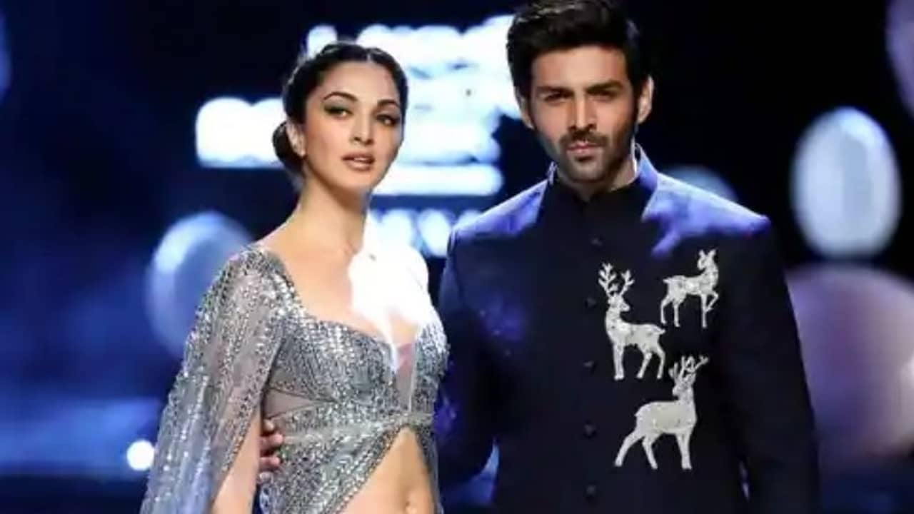 করোনা আক্রান্ত কার্তিক আরিয়ান, শনিবারই কিয়ারার সঙ্গে র্যাম্পে হেঁটেছিলেন অভিনেতা