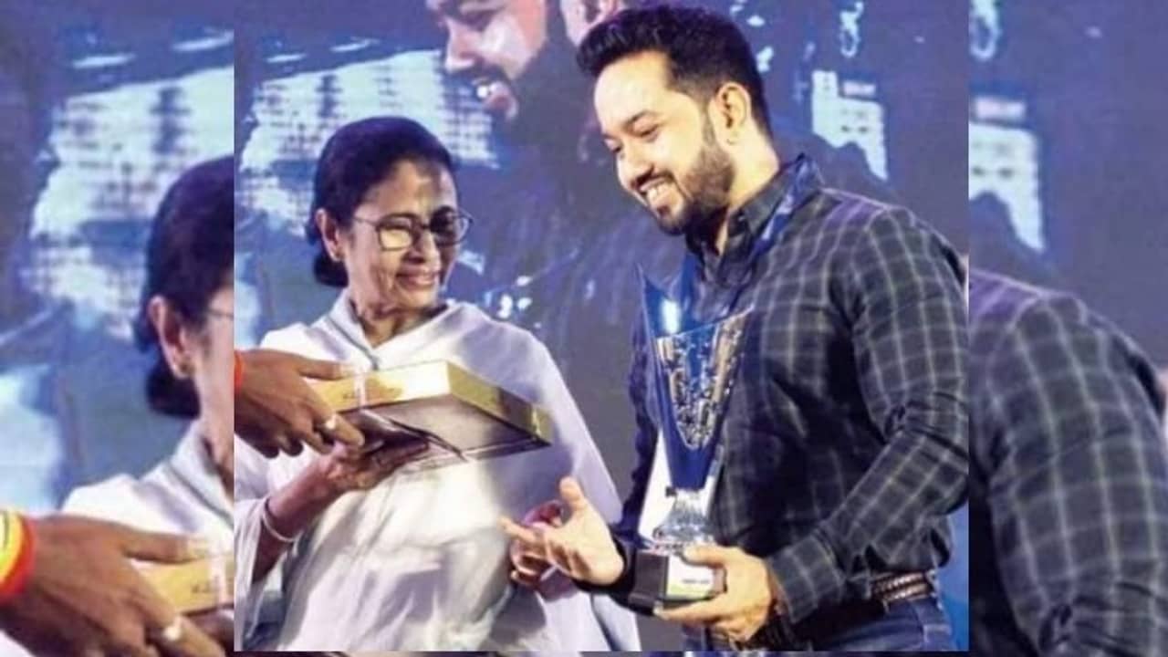 তারকা-প্রার্থী নিয়ে ক্ষোভ, টিকিট না পেয়ে দল ছাড়লেন ফিরহাদ-জামাতা