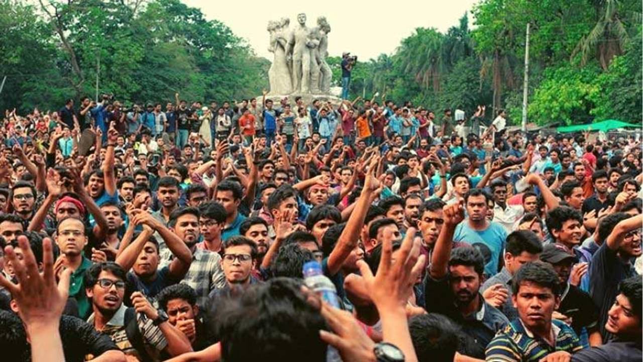 পদ্মাপারে মোদীর সফর ঘিরে আন্দোলন, রাশ টানতে ফেসবুক পরিষেবা বন্ধ রাখার অভিযোগ