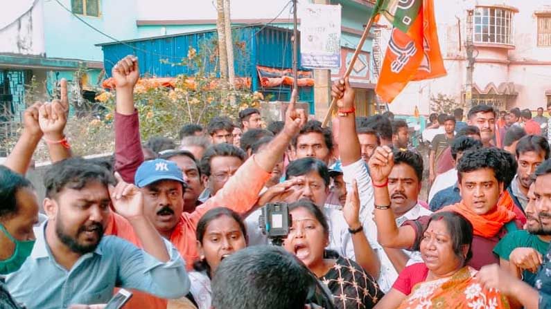 টিকিট পেয়ে 'স্বস্তি'তে রবীন্দ্রনাথ, সিঙ্গুরে মাষ্টারমশাই'কে প্রার্থী মানতে নারাজ বিজেপির একাংশ