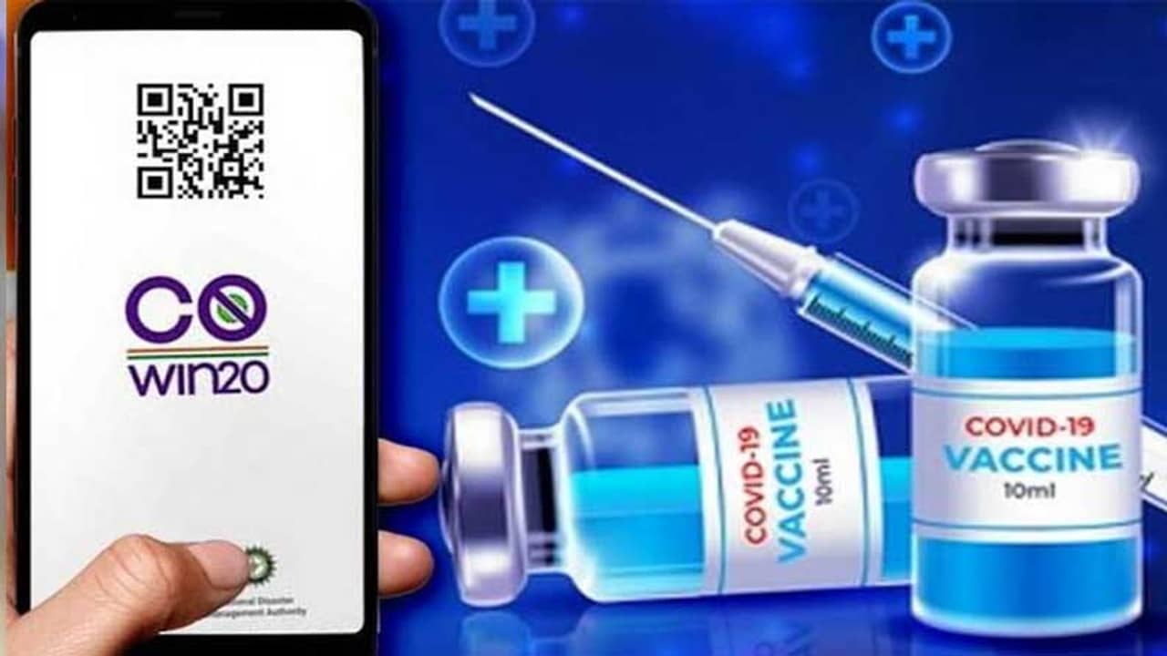 কো-উইনের ফাঁড়া কাটিয়ে ছন্দে ফিরছে করোনার টিকাকরণ, স্বস্তি প্রবীণদের