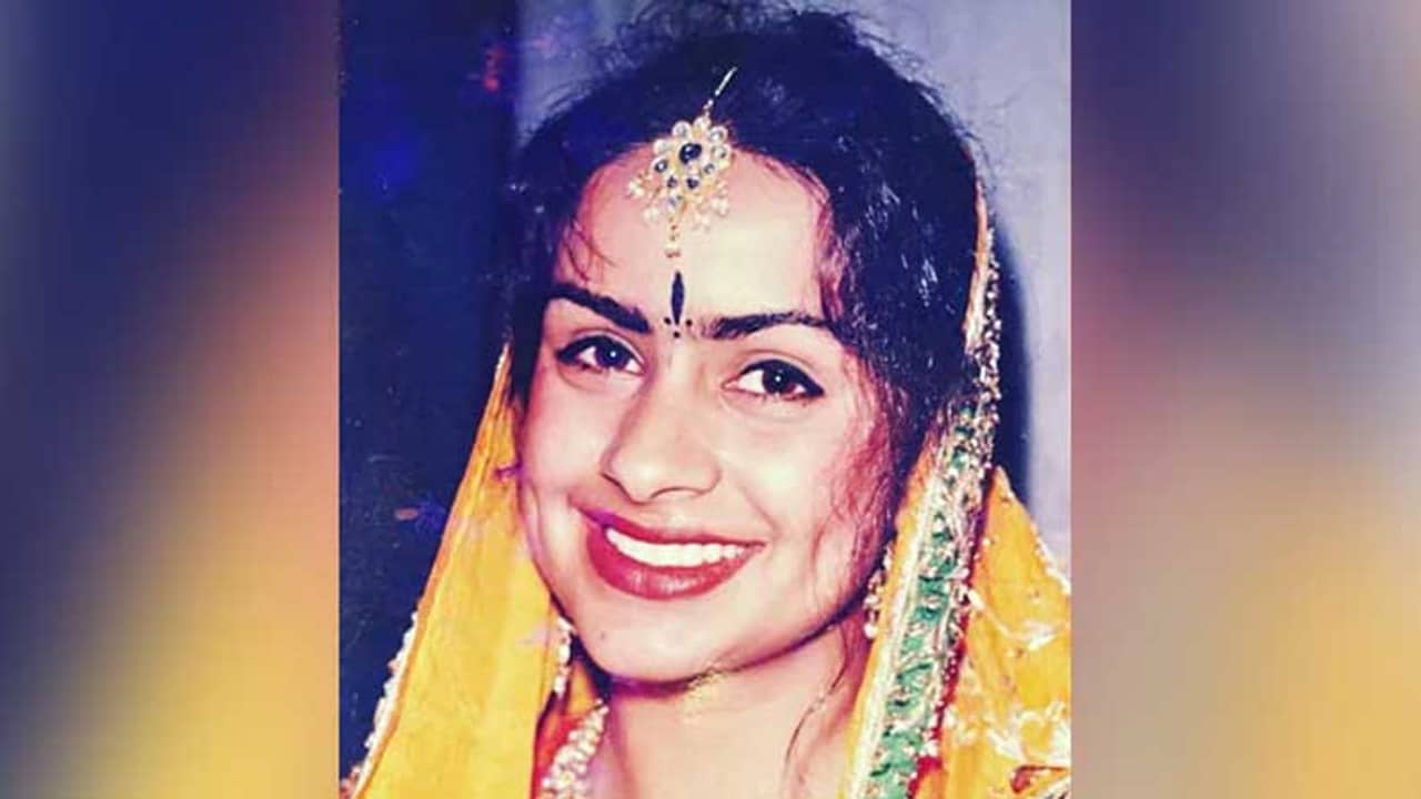 কোন বলি নায়িকা শেয়ার করলেন নিজের মিস পাটিয়ালা লুক?