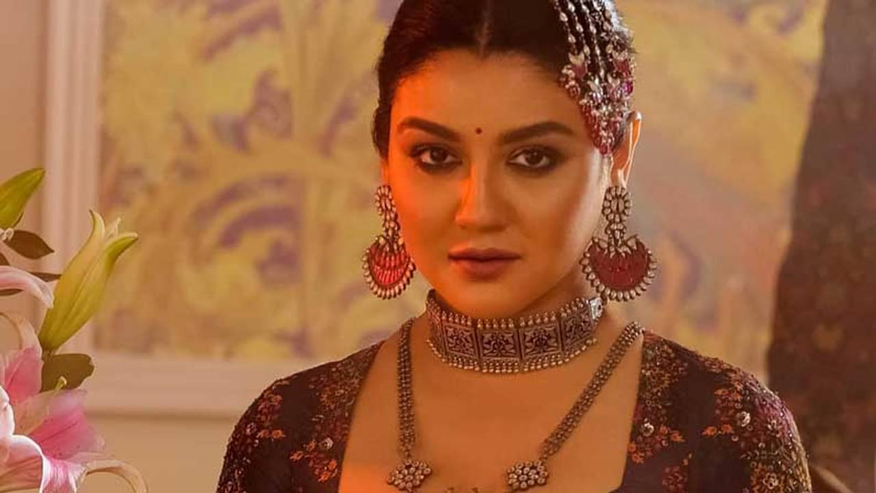 বাংলার প্রথম থ্রি-ডি ছবি জয়া আহসান অভিনীত ‘অলাতচক্র’