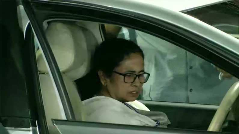 Mamata Banerjee injured in Nandigram: বারবার অনুরোধ করে ছুটি নিয়েছেন মমতা, থাকতে হবে সাবধানে