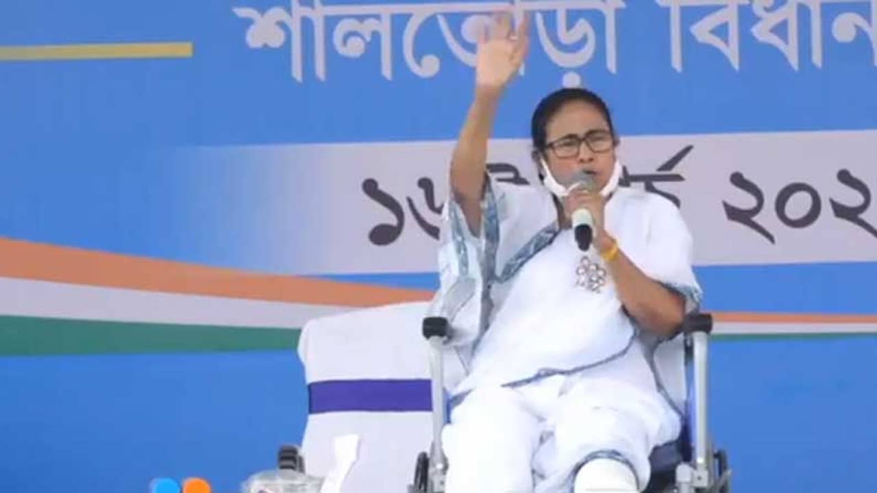 ১৯-২০ মার্চ নন্দীগ্রাম যাচ্ছেন না মমতা, যেতে পারেন একেবারে ভোটের ঠিক প্রাক লগ্নে