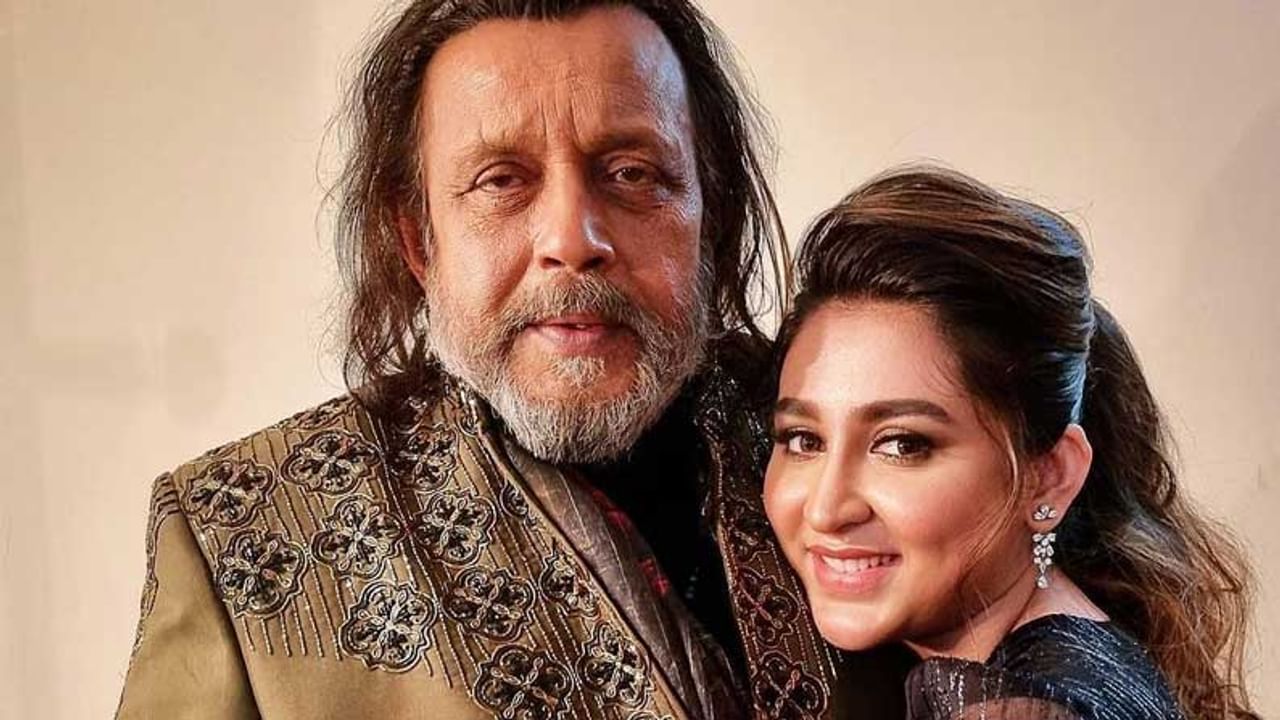 Eva Mendes yalangoch Ogziga siyayotgan qizlarning fotosuratlari