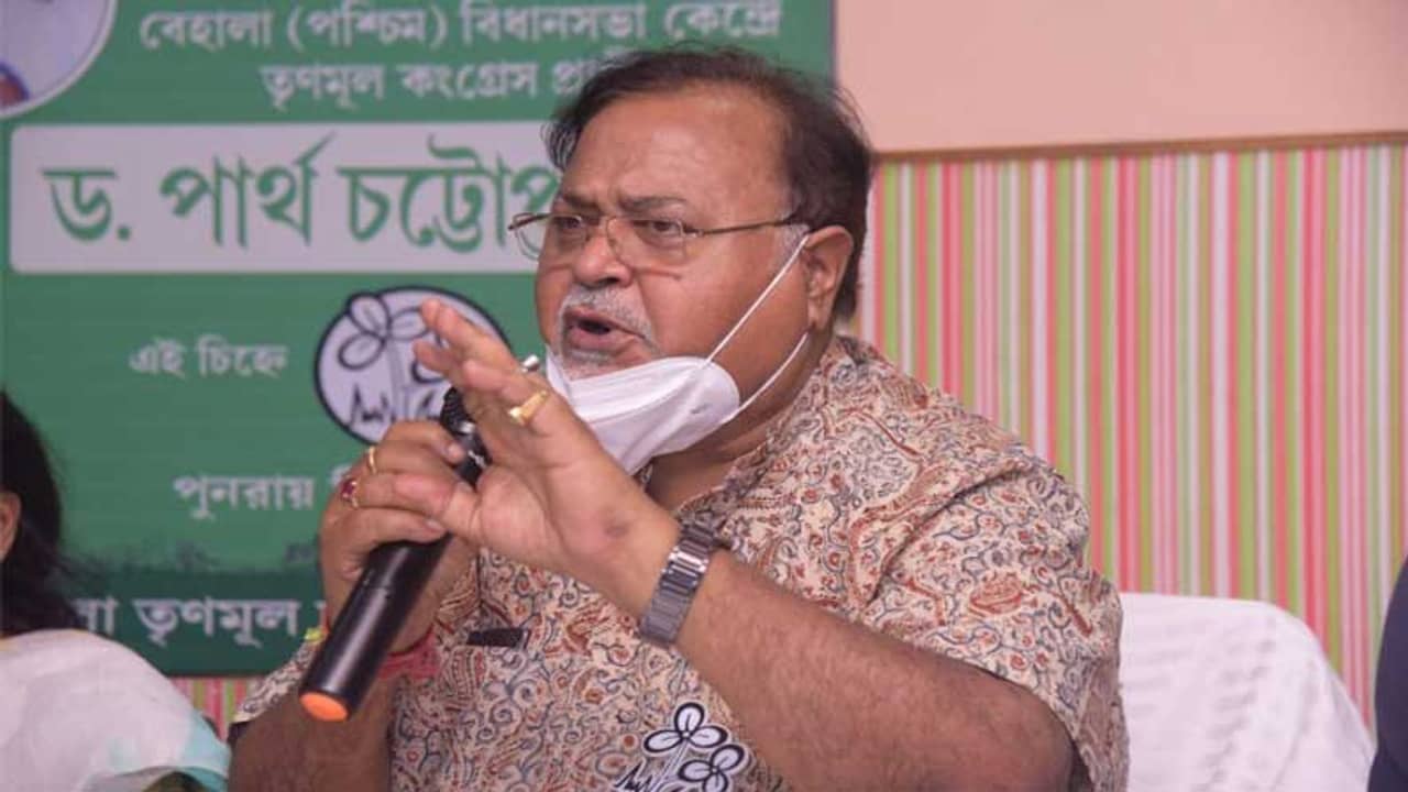 ভোট প্রচারে ব্যস্ত, এখনই হাজিরা সম্ভব নয়, আইকোরকাণ্ডে সিবিআইকে বার্তা পার্থর