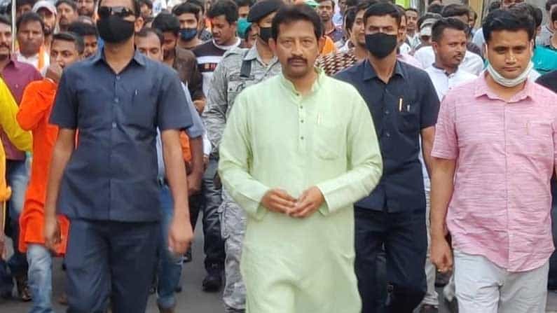 'ভোটের আগে বাংলায় দাঙ্গা পাকানোর ছক কষেছিলেন রাজীব!' 'ভোটের আগে বাংলায় দাঙ্গা পাকানোর ছক কষেছিলেন রাজীব!'