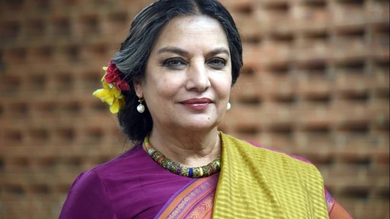 হোলির সব আয়োজন ভেস্তে গেল, শাবানা আজমির বাড়িতে এলেন না কোনও অতিথি