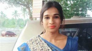 'দেহ ব্যবসায়ী হিসেবে প্রদর্শন', ক্ষোভ-দুঃখে নির্বাচন থেকে সরে দাঁড়ালেন কেরলের প্রথম রূপান্তরকামী প্রার্থী 