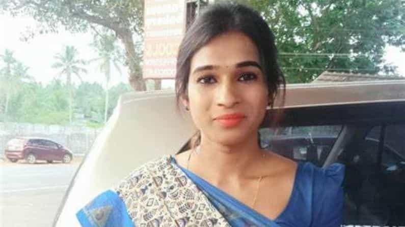 'দেহ ব্যবসায়ী হিসেবে প্রদর্শন', ক্ষোভ-দুঃখে নির্বাচন থেকে সরে দাঁড়ালেন কেরলের প্রথম রূপান্তরকামী প্রার্থী