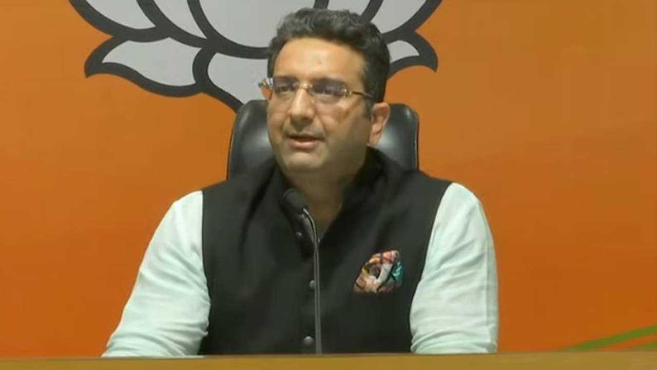 মমতার নাকের ডগায় হাজার কোটির তোলাবাজি, অডিয়ো টেপ হাতিয়ার করে দাবি বিজেপির