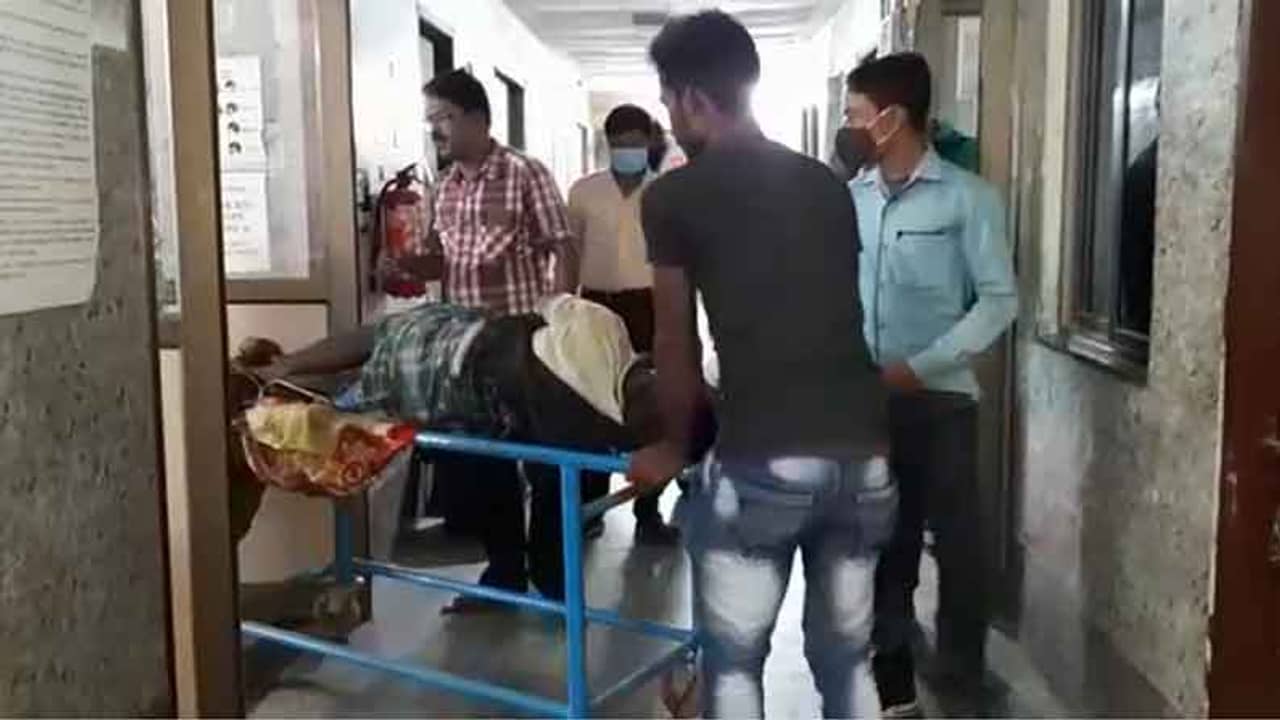 ভোট আবহে ফের উত্তপ্ত বীরভূম! বিজেপি কর্মীকে মারধর, বাড়ি ভাঙচুরের অভিযোগ