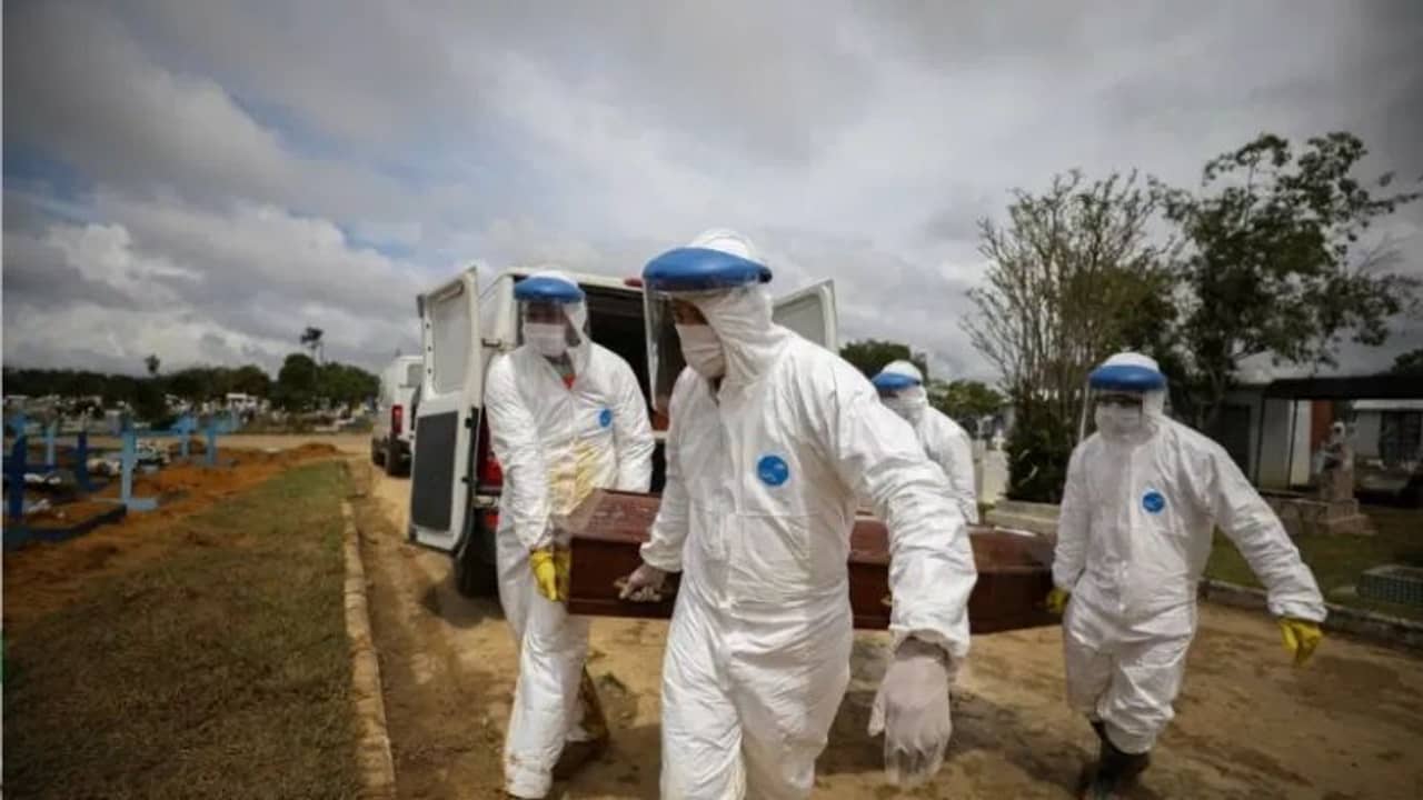 Corona Cases and Lockdown News: গভীর সঙ্কটে দেশ, ২৪ ঘণ্টায় ২ লাখ ৬১ হাজার আক্রান্তে তৈরি সর্বকালের সর্বোচ্চ রেকর্ড