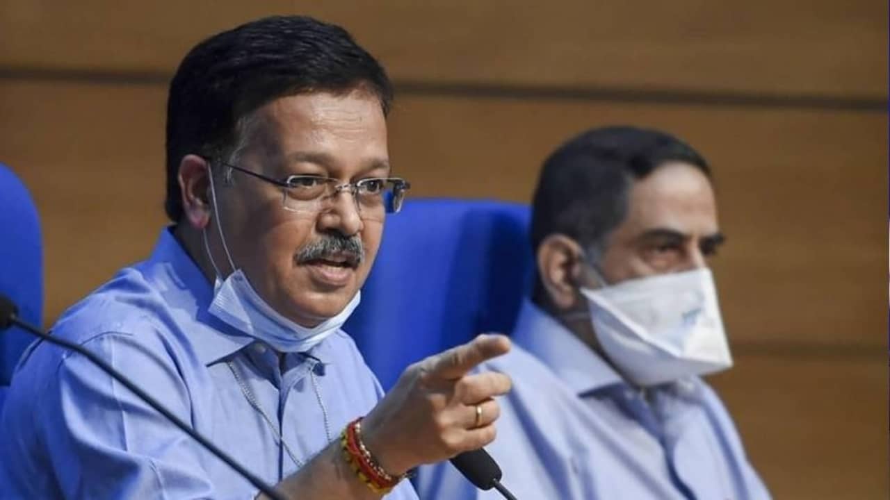 দেশে ট্রায়াল না হলে অনুমোদন পাবে না বিদেশি ভ্যাকসিন: স্বাস্থ্যমন্ত্রক