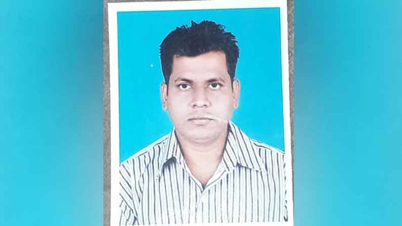 West Bengal Assembly Election 2021 Phase 5:  বুথে ভোটাররা, ভোট চলাকালীন আচমকাই একটা শব্দ, মৃত্য়ু এজেন্টের! কামারহাটিতে ভয়ঙ্কর কাণ্ড