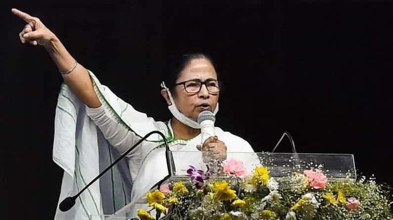 'প্রথমে পিছিয়ে থাকতে পারি, মন খারাপ করবেন না, চেয়ার ছাড়বেন না', প্রার্থী-এজেন্টদের মমতা 'প্রথমে পিছিয়ে থাকতে পারি, মন খারাপ করবেন না, চেয়ার ছাড়বেন না', প্রার্থী-এজেন্টদের মমতা