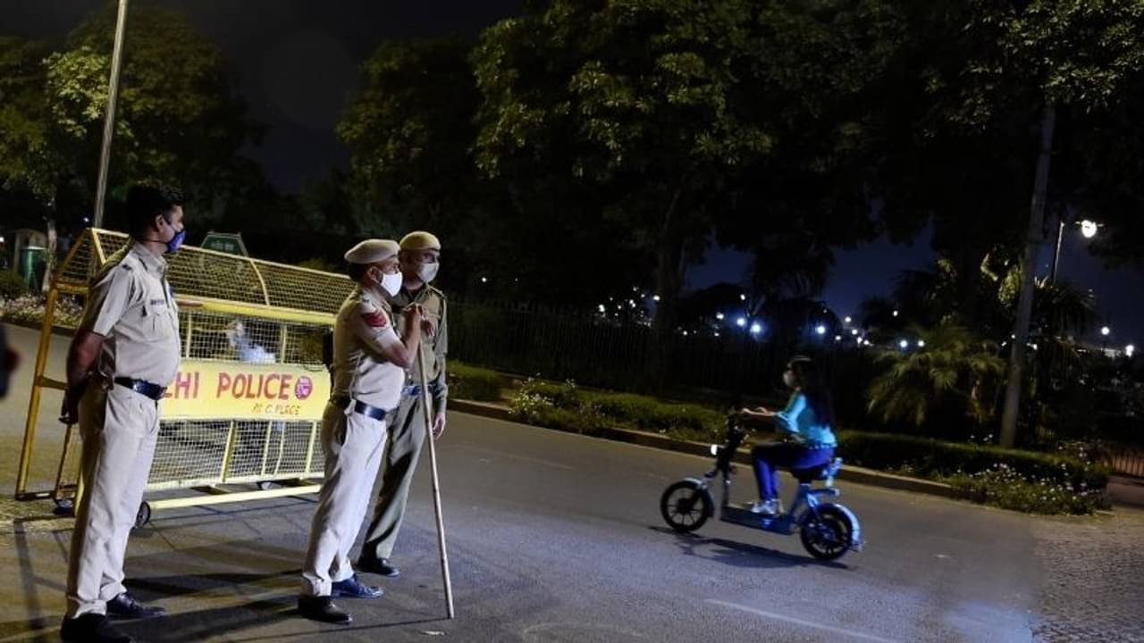 ভয় বাড়াচ্ছে করোনা, মহারাষ্ট্র-দিল্লির পর পঞ্জাবেও নৈশ কার্ফু, বন্ধ রাজনৈতিক সমাবেশ