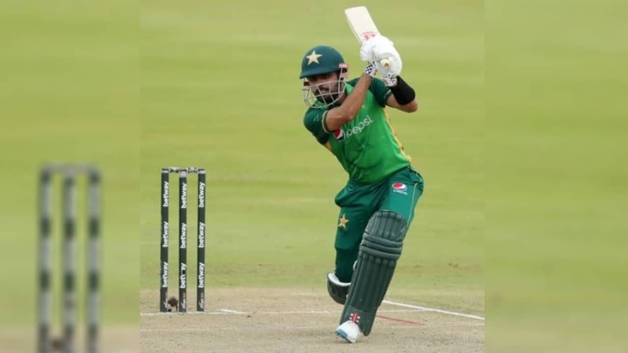 বিরাট-আমলাকে টপকে নয়া নজির বাবরের