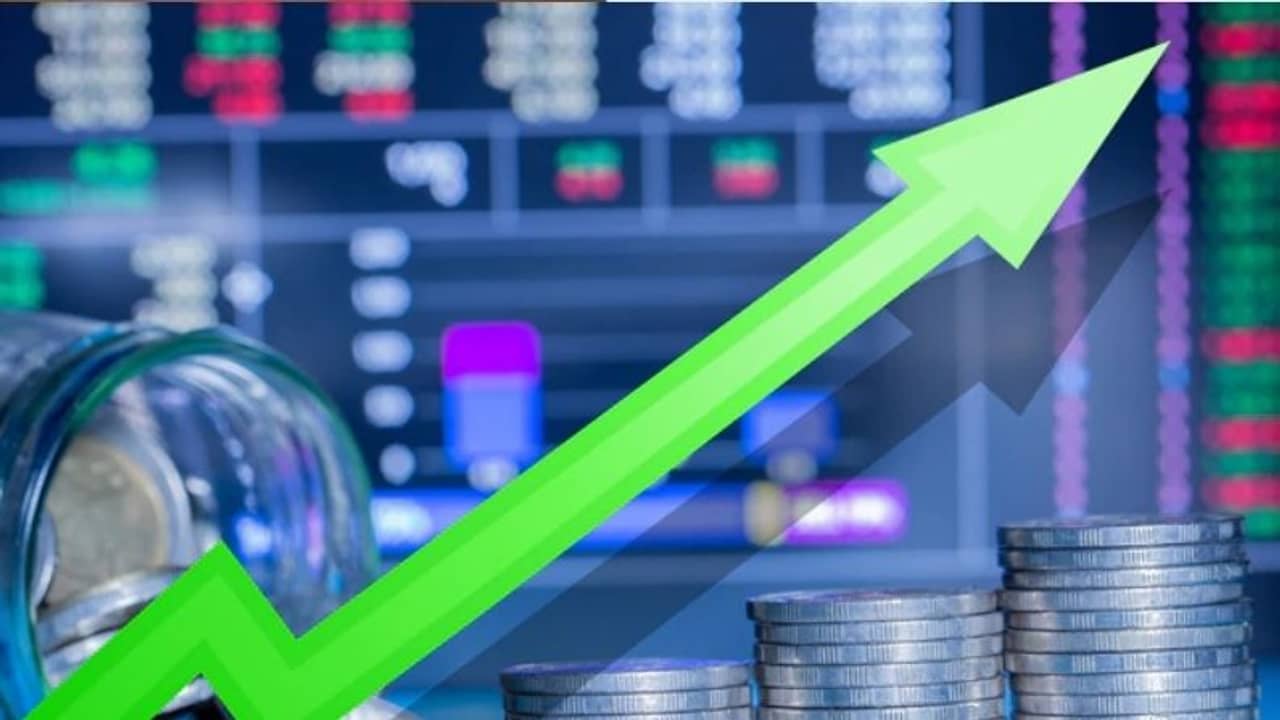 দালাল স্ট্রিটে খুশির জোয়ার, বাজার খুলতেই রেকর্ড সূচকে পৌঁছল সেনসেক্স-নিফটি