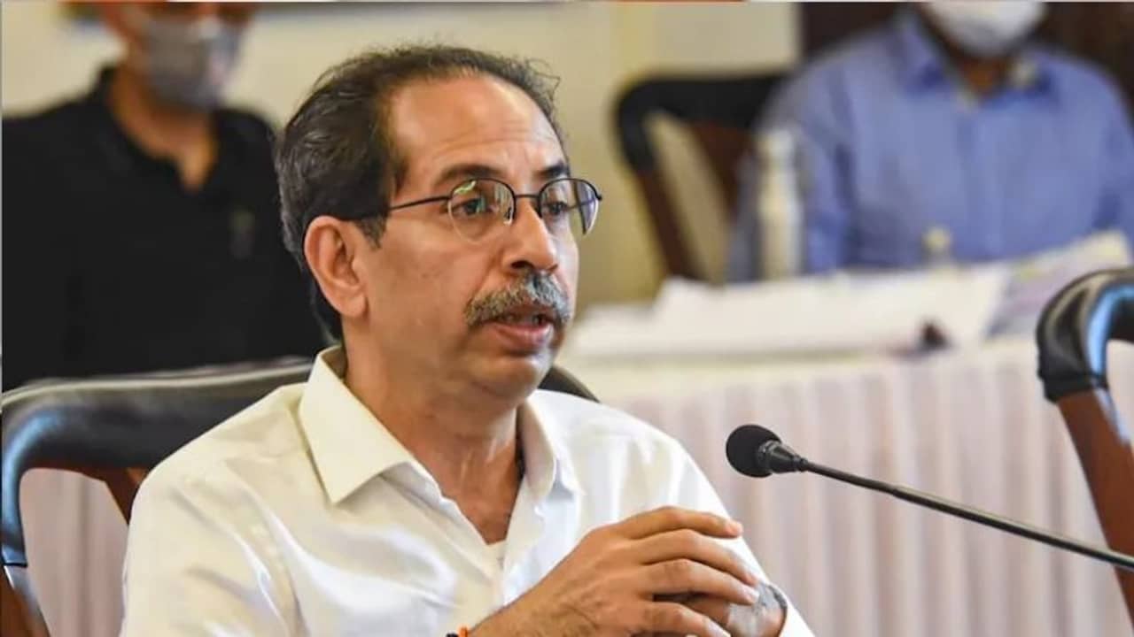 মহারাষ্ট্রে করোনা দুর্যোগ, প্রধানমন্ত্রীর কাছে সাহায্য প্রার্থনা ঠাকরের